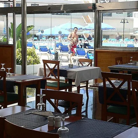 Cordial Marina Blanca מלון 4*